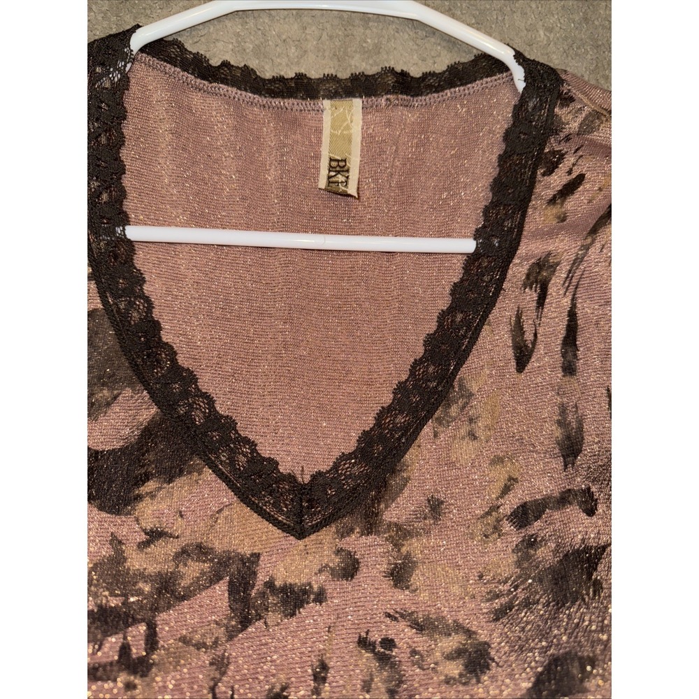 BKE V-Neck Long Sleeve Tee Shirt T-Shirt Size Medium Brown Rayon Blend Womens - Picture 2 of 4